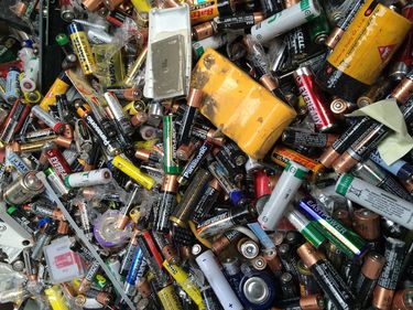 REMA Systm – efektivn recyklace odpad elektrickch a elektronickch zazen (OEEZ)