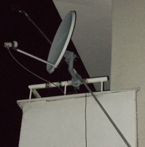 Obr. 6 – Ukázka z nočního měření, montáž mikrofonu v měřicím bodě A, B