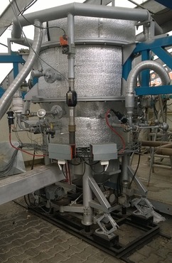 Obr. 12. Reaktor bhem test po rekonstrukci