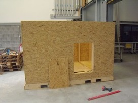 Obr. 2 Realizace experimentálního miniTABS. c) příprava dřevěné kostry.