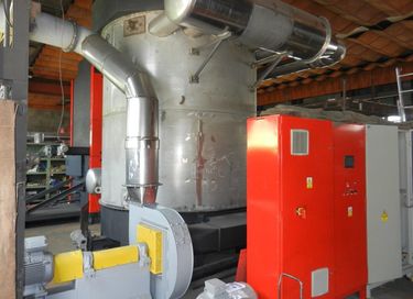 Situační pohled na výměník pro turbogenerátor ve spojení s kotlem na dřevní štěpku, ATOMA Sudoměřice, řídící a silové rozváděče