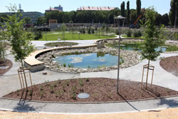 Pilotní projekt městského Parku Jáma v Bratislavě s efektivním využitím vody v krajině