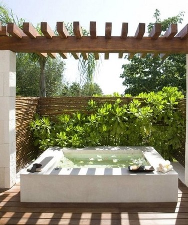 Ilustran obrzek, design bazn v zahrad, zdroj: http://freshouse.de