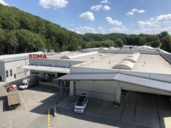 Výrobní závod KOMA ze střechy nové administrativní budovy EXPO