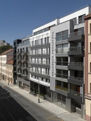 Luxusní bytový dům Residence Prokopova v Praze na Žižkově je zateplen kontaktním fasádním systémem StoTherm Vario a předsazeným odvětrávaným zateplovacím systémem StoVentec.