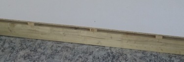Obr. 1a Aplikace OSB desky s protipožárním povlakem na opláštění stěny dřevostavby
