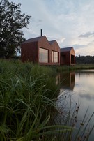 Chata u rybnka / Atelier 111 architekti