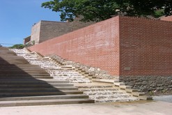 Vodní schody v Denisových sadech pod Petrovem