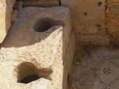 WC na archeologickém nalezišti Bulla Regia, Tunisko, foto D. Kopačková, redakce