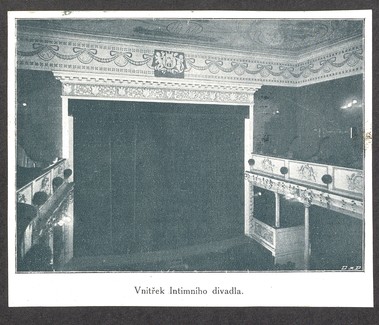 Interir divadla z let 1908 kdy neslo nzev Intimn (foto archiv vandova divadla)