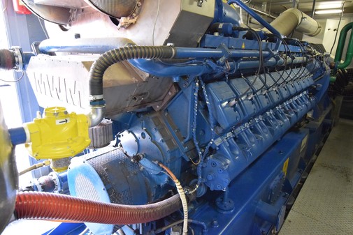 Plynový motor kogenerační jednotky Tedom Quanto s dvojím přeplňováním.