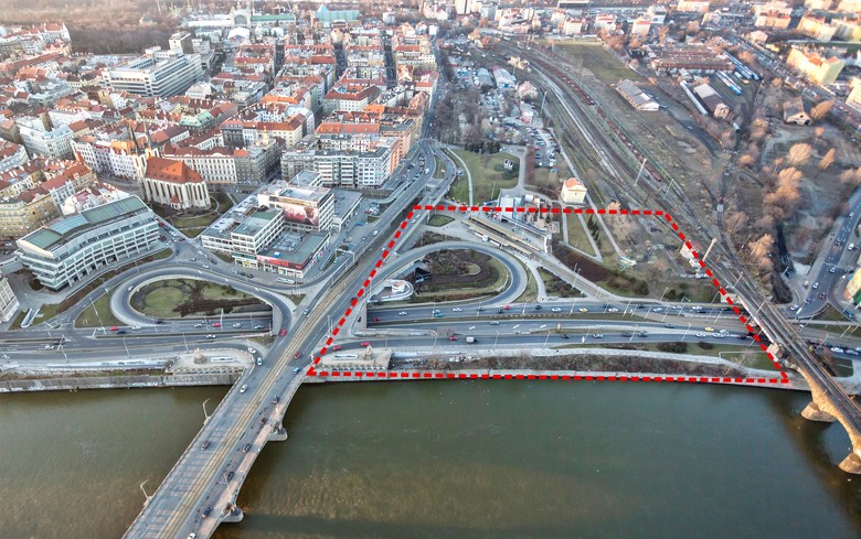 Řešené území u stanice metra Vltavská, kde by měla stát Vltavská filharmonie. Zdroj: IPR Praha