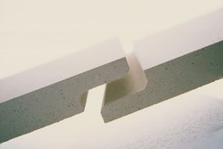 Sádrovláknitá deska Knauf Brio s vyfrézovanou polodrážkou
