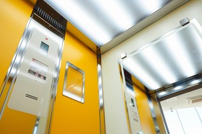 Dvouvrstv stny kabiny – pozinkovan plech + lamint Polyrey (vce ne 200 barev) Lift Components s.r.o.