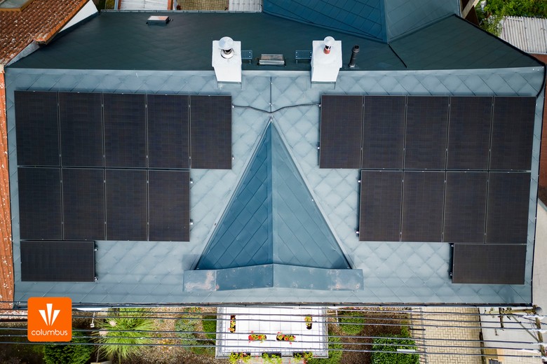 Instalace fotovoltaickch panel o vkonu 7,4 kWh na rodinn dm v steckm kraji.