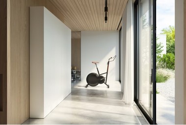 Obr. Viessmann Invisible promění typickou místnost pro technická zařízení v další obytný prostor, například pro wellness oázu se saunou.
