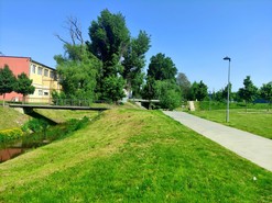 Park Mariacela a cyklostezka (Fotografie – Ing. arch. Petr Brandejský)