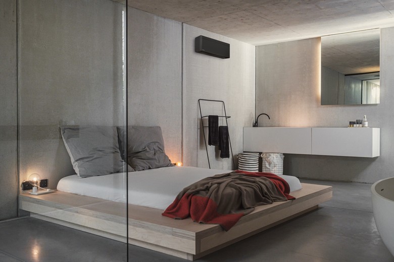 Popis obrzku: Klimatizace Daikin Stylish s minimalistickm designem se hod do modernch I klasickch interir.
