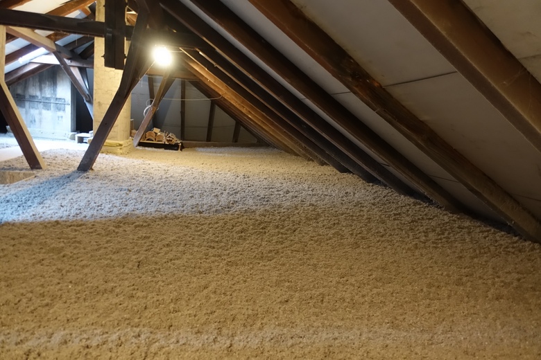 Pokud s izolac Climatizer Plus zateplte stechu nebo strop vaeho domu, mete uspoit a 35 % nklad za energie. 