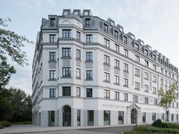 Jak vdechnout nov ivot historick fasd &#8211; a pitom zachovat jej pvodn charakter? Architekti z ateliru Burian-Kivinka se pokusili najt odpov &#8211; a modern fasdn materily Sto v tomto pbhu sehrly klovou roli. Foto: Tom Slavk