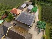 Nov hybridn stda od spolenosti Fronius je dky svm flexibilnm monostem pouit vhodn zejmna pro sloitj systmy s mnoha moduly a rznou orientac. Foto: Fronius International GmbH