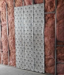 Obr. 3: alie monosti implementcie PCMs do stavebnch prvkov a kontrukci: c) PCM sendviov vpl (poda [23])