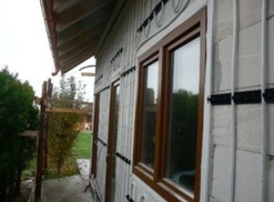 Obr.&nbsp;5b Realiz�cia tepelnej bari�ry [Kal�s]