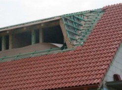 Obr.&nbsp;5c Realiz�cia energetickej strechy [Kal�s]