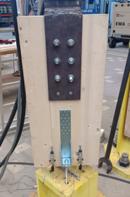 Obr.&nbsp;6b: Zku�ebn� vzorek b�hem experimentu