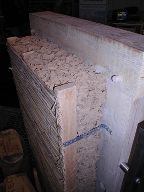 Obr. 2: Předezdívka z lehčeného jílu (Leichtlehm) vloženého do bednění