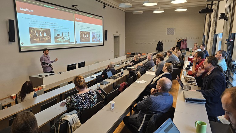 Foto:  Sdru�en� hlin�n�ho stavitelstv� (SHS) a Hlina�i