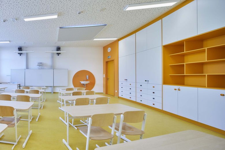 Multifunkční budova Základní školy v Líbeznici