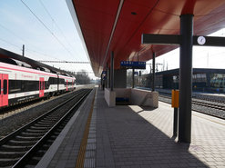 Pohled po nástupišti. Foto: Petr Brandejský