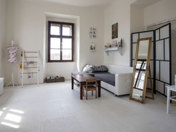 Podlaha s finální nášlapnou vrstvou