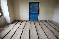 Suchá plovoucí podlaha Liapor – původní, očištěná podlaha