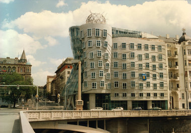 1996