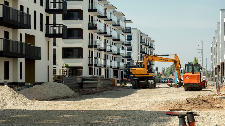 Jak posupovat při reklamaci vadného plnění u staveb dle občanského zákoníku