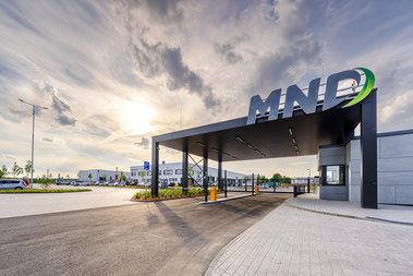 Vjezdová brána. Foto: MND