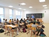 Větrání školních tříd je nutnost Větrání školních tříd je nutnost