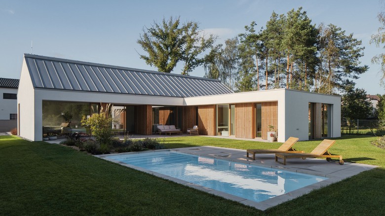 Rodinn� d�m v&nbsp;Nov� Vsi u&nbsp;Plzn�. Foto: Petr Pol�k se souhlasem realiz�tora interi�ru KUCHYN�&INTERI�RY SOUKUP