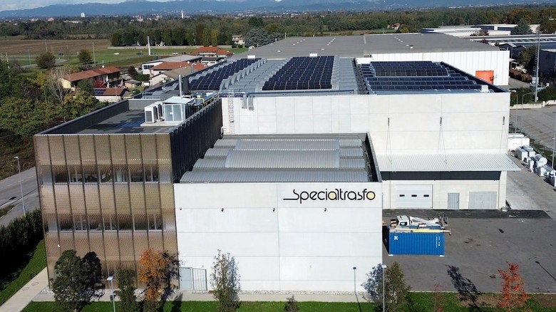 ABB kupuje společnost Specialtrasfo s cílem podpořit průmyslovou elektrifikaci specializovanými transformátory